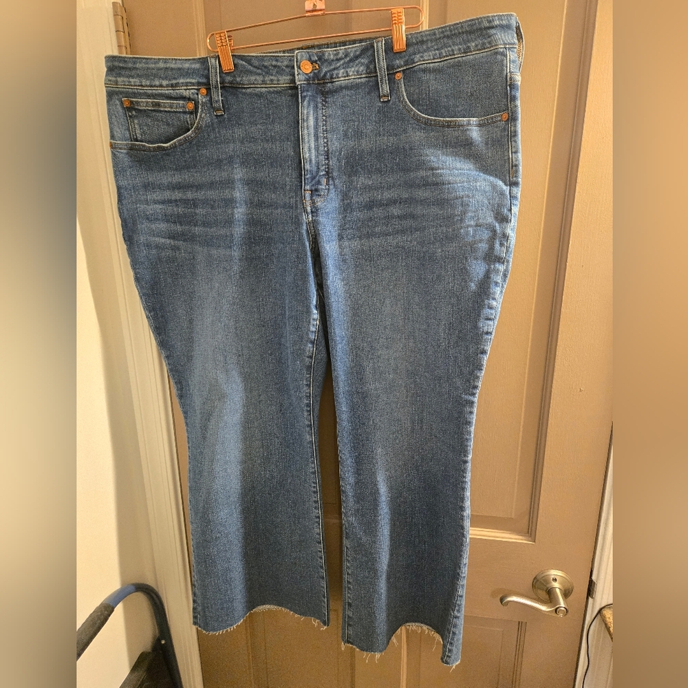 Madewell size 24w midrise kickout jeans